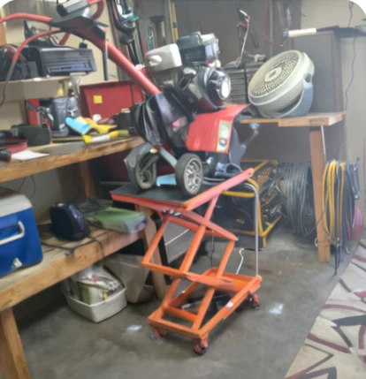 Trolly on wheel